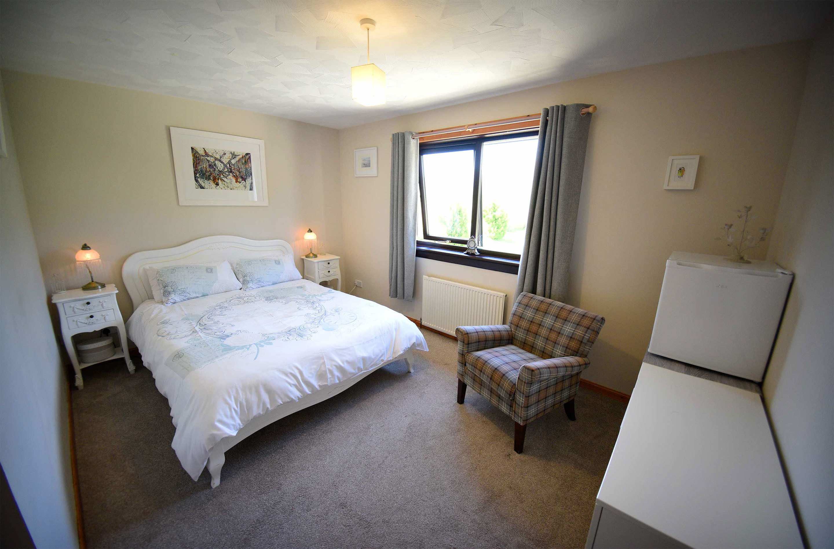 Our self catering accommodation in Glenhinnisdal is en suite were excellent modern facilities