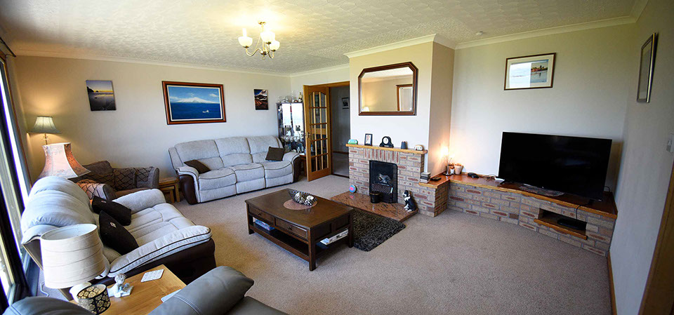 Gairloch View Bed and Breakfast accommodation with sea views living room
