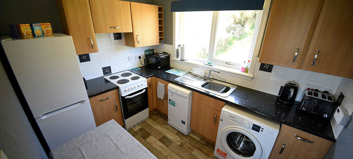 Anmara self catering accommodation contains a modern kitchen with excellent facilities