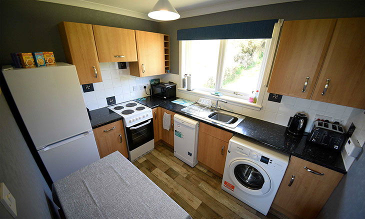 Anmara self catering accommodation contains a modern kitchen with excellent facilities