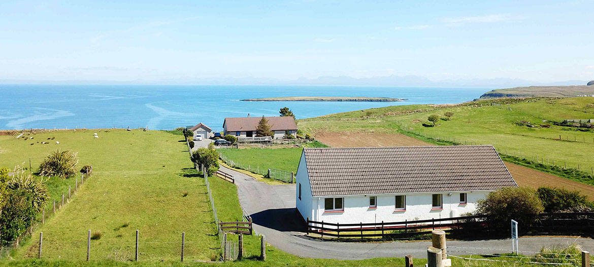 Gairloch View is a self catering and bed and breakfast accommodation near Staffin on the Isle of Skye