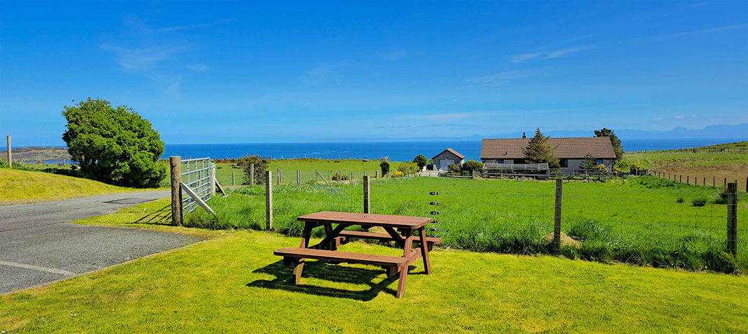 Contact Gairloch View bed and breakfast and self catering accommodation in Staffin with sea views